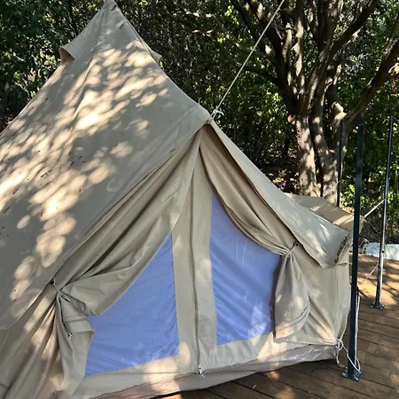 Campo de lujo Tente Avec Vue Sur La Baie D'ajaccio
